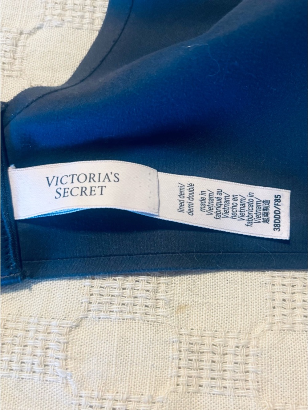 Victoria's Secret blue T-Shirt Bra with Smooth Cups - Picture 2 of 2
